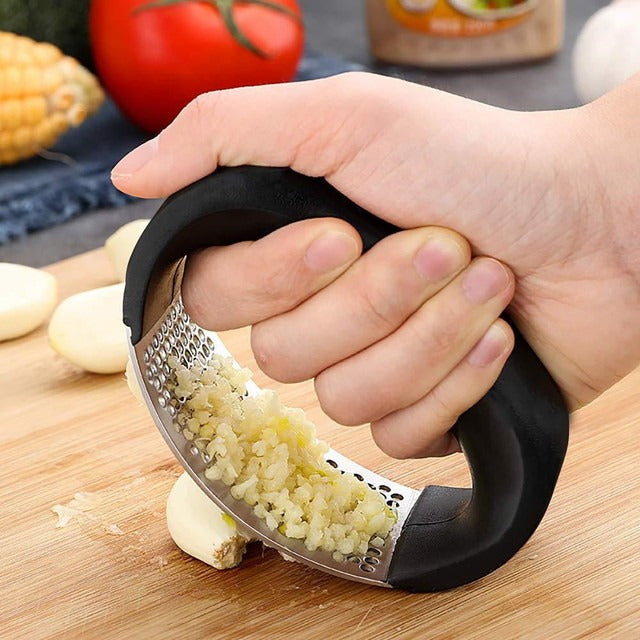 Stainless Steel Garlic Press Crusher – Manual Garlic Squeezer & Mincer